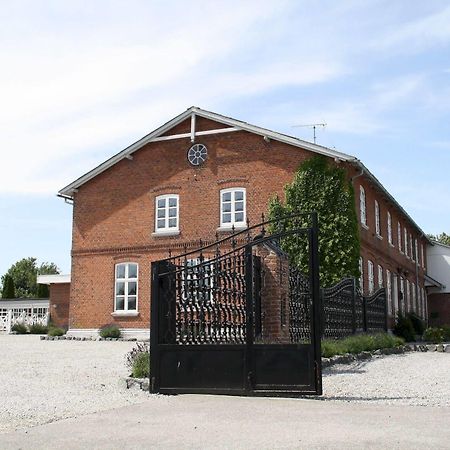 Slukefter Kro & Hotel Hogelund Экстерьер фото
